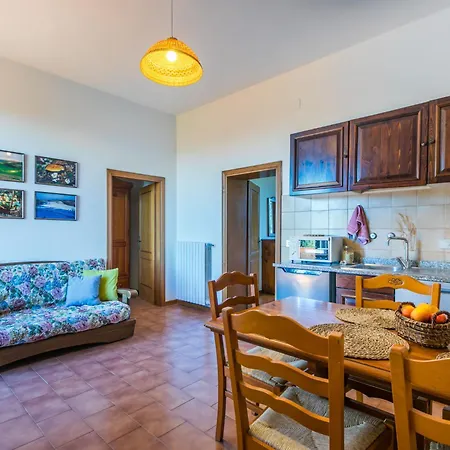 San Vivaldo- Nr- 11 By Interhome