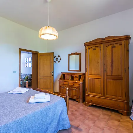 Appartement San Vivaldo- Nr- 11 By Interhome
